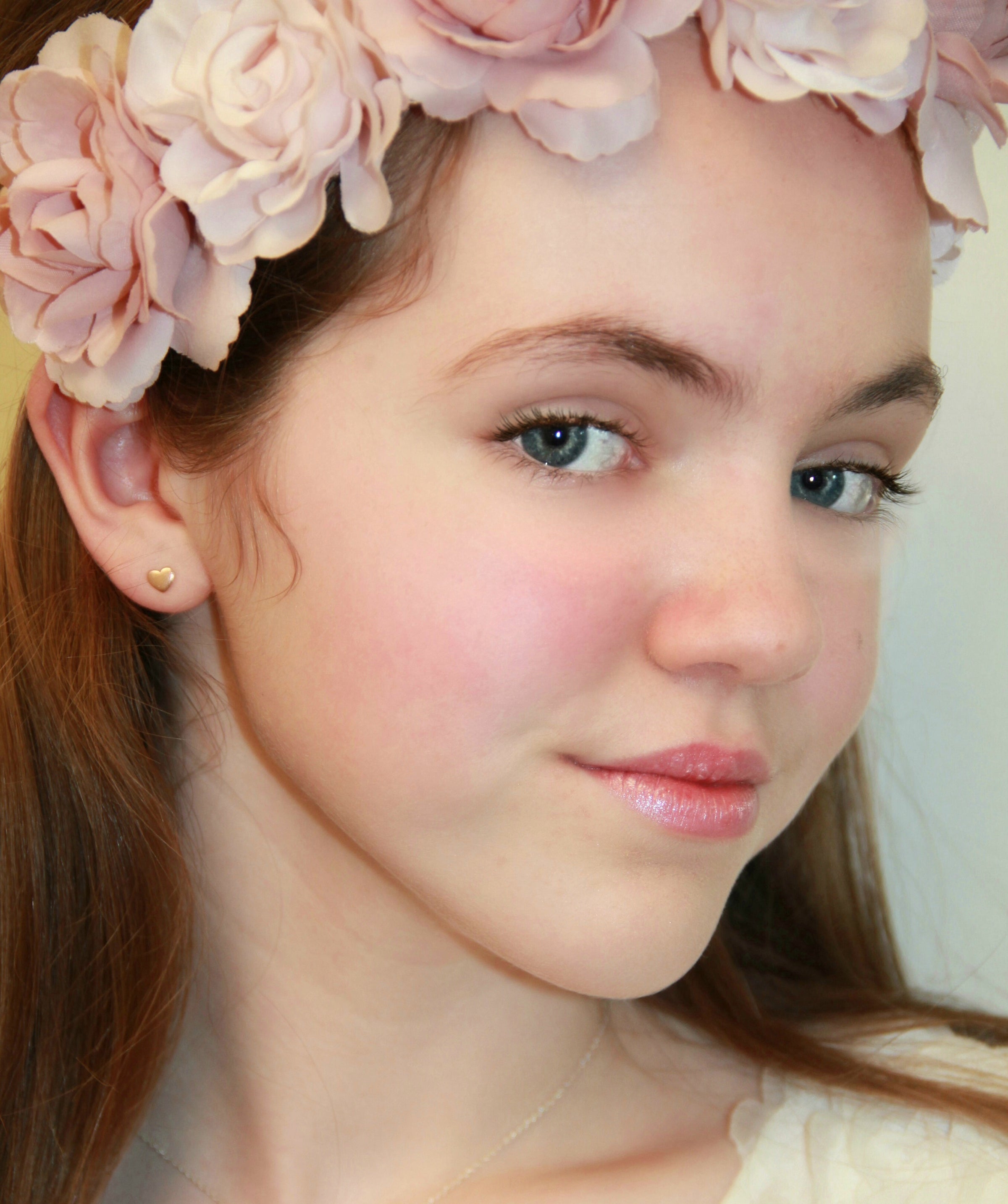 Baby girl 2025 heart earrings